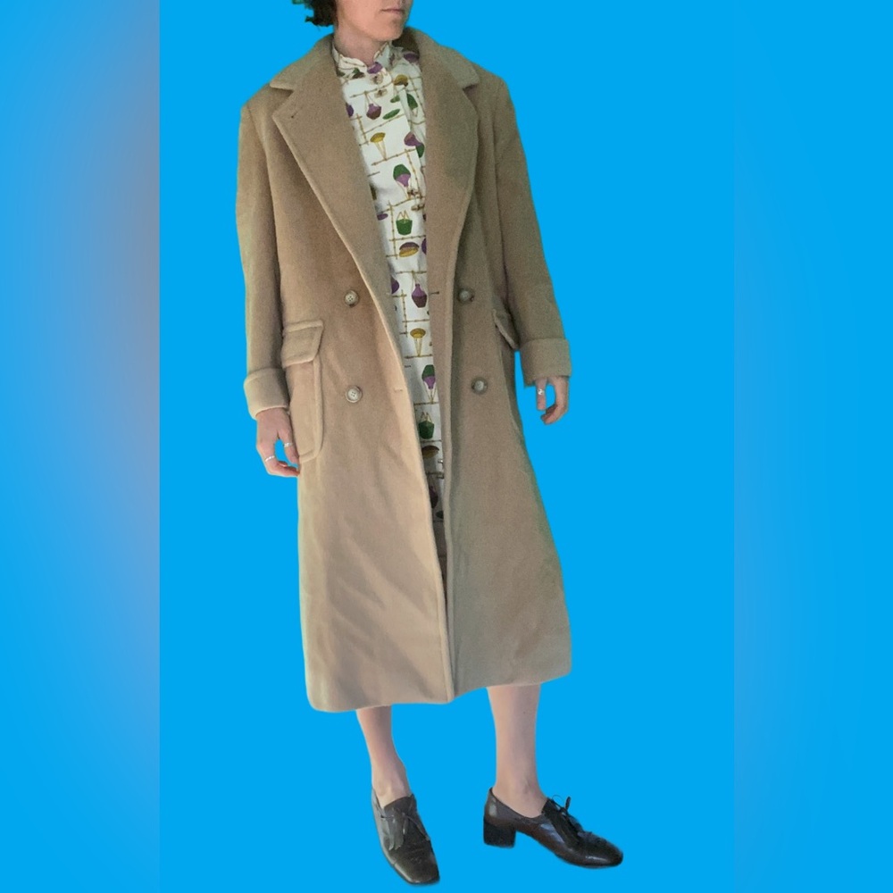 Vintage 80s/90s Bill Blass Tan Double-Breasted wool maxi Coat USA union made